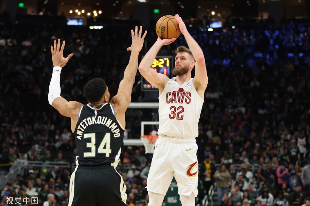 球队始终保 球队始终保